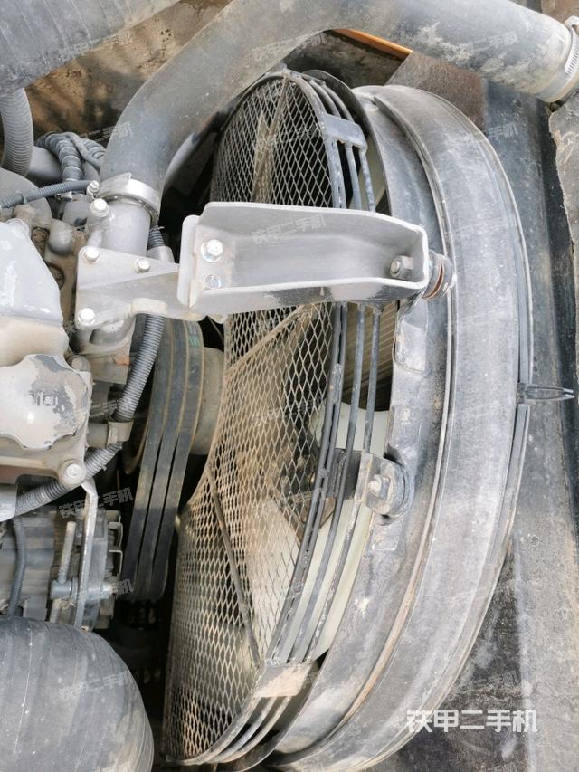 水箱+風扇特寫(上車部件) 水箱+風扇特寫(上車部件)