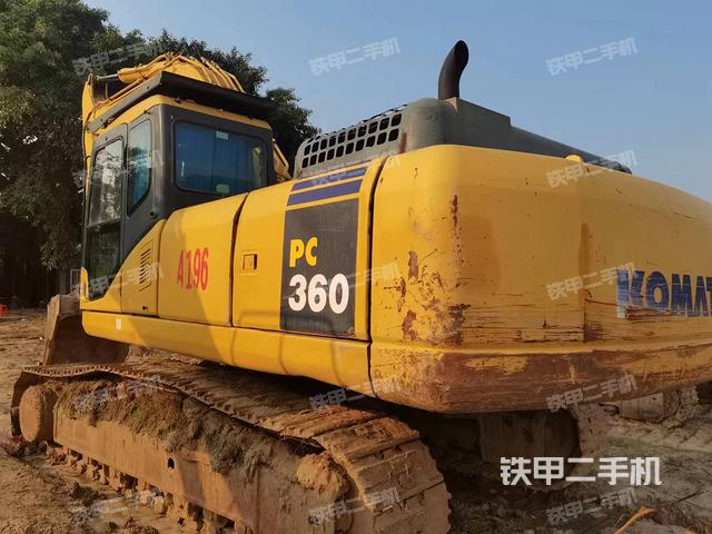 小松PC300-7挖掘机