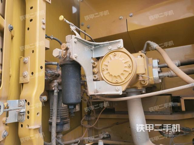 液压泵斜45 左（大件舱室）