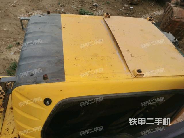 駕駛室頂部俯視（上車部件）