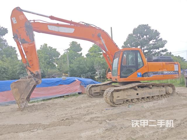 斗山DH300LC-7挖掘機