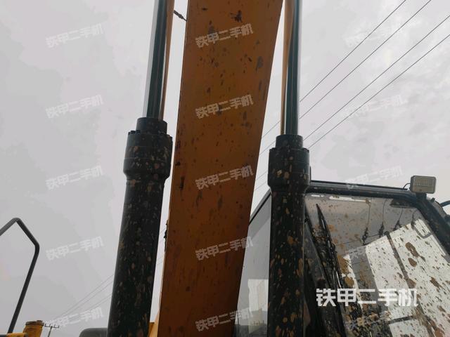 大臂油缸整體?豎拍（工作和回轉裝置）