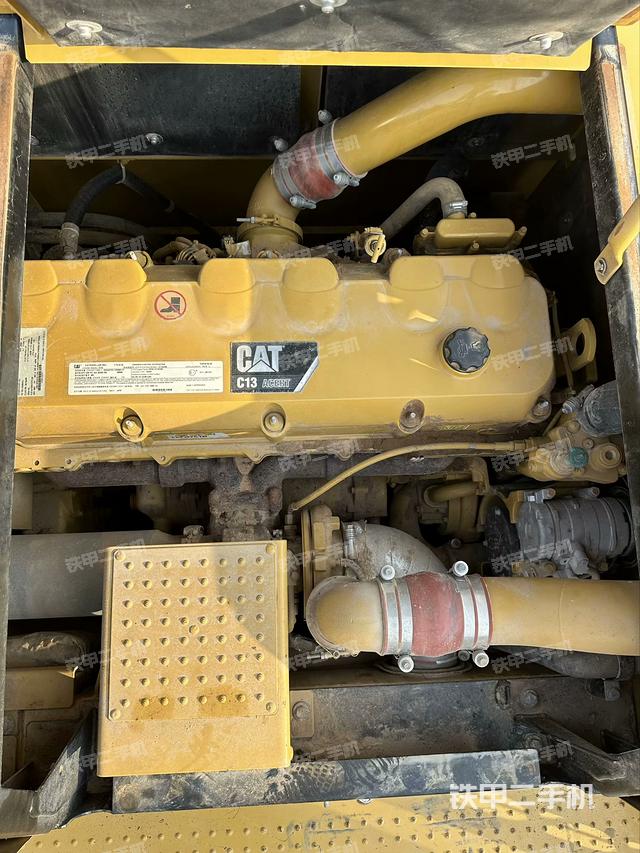 发动机整体俯视（整机外观）