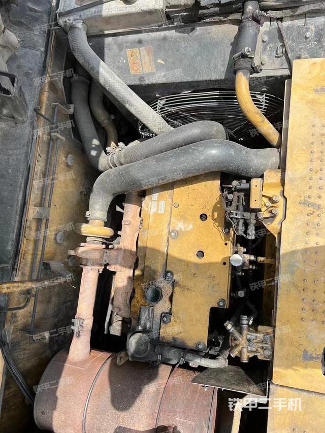 发动机整体俯视（整机外观）