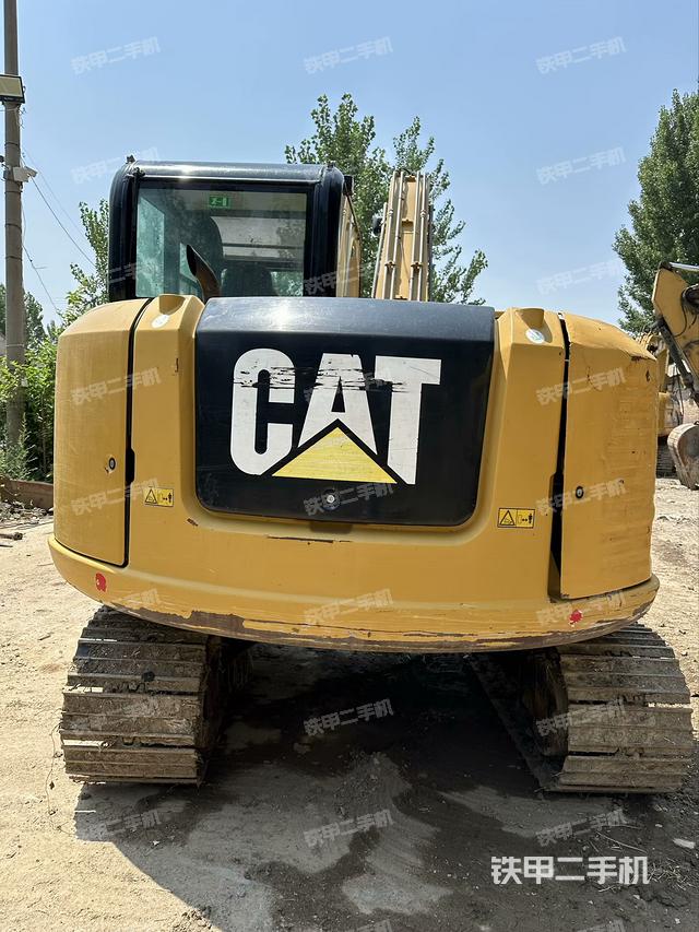 驾驶室顶部（整机外观）