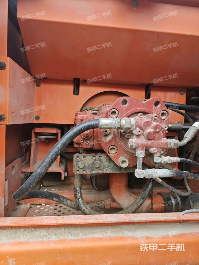 液壓泵室（大件艙室）