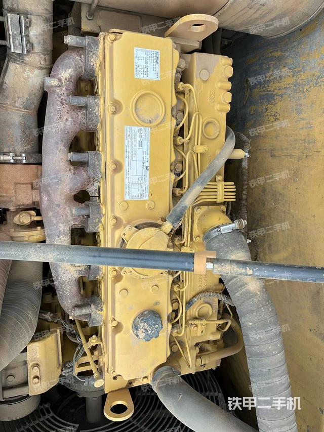 發(fā)動(dòng)機(jī)室（上車部件）