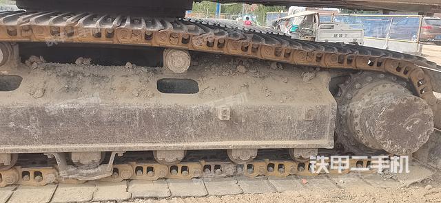 单侧履带整体（整机外观）