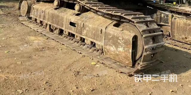 单侧履带整体（整机外观）