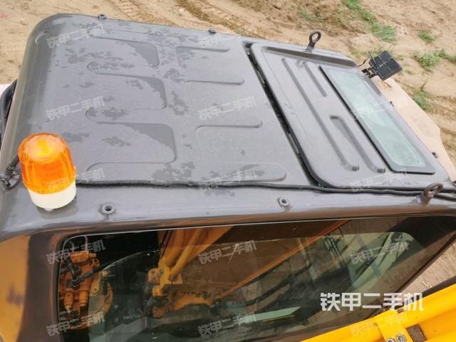 駕駛室頂部俯視（上車部件）