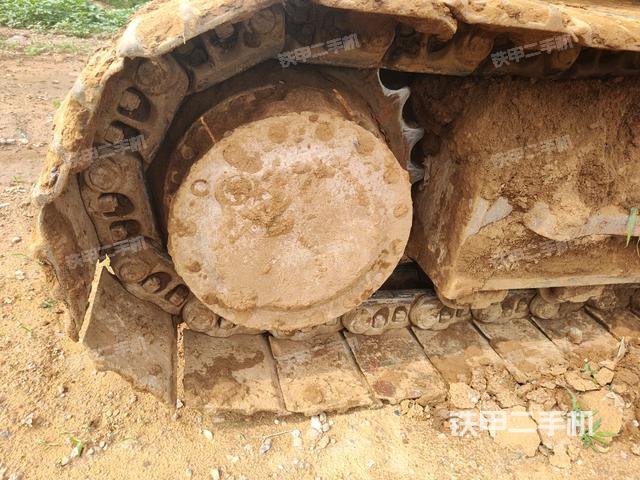 左驅(qū)動(dòng)輪（行走機(jī)構(gòu)）