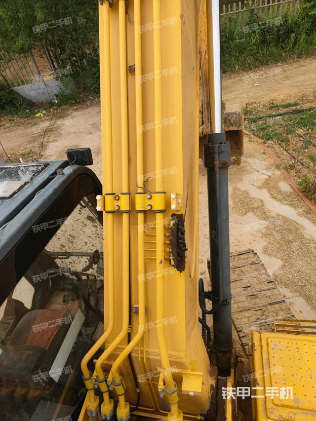 大臂背部俯視（工作和回轉裝置）