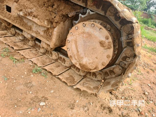 右驅(qū)動(dòng)輪（行走機(jī)構(gòu)）