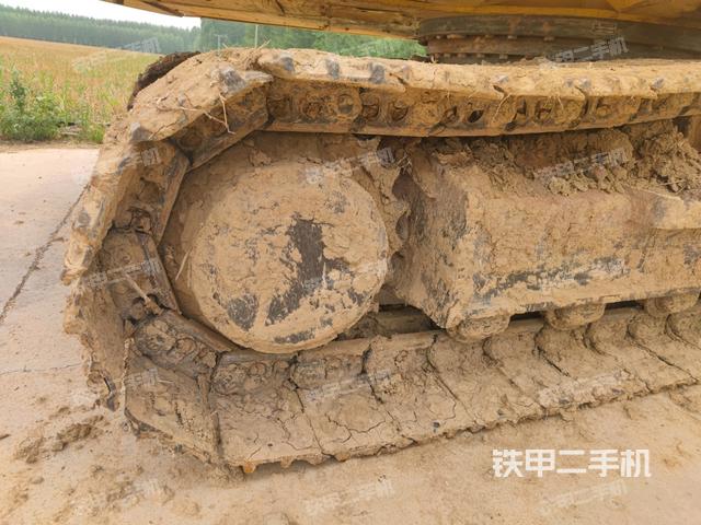 右驅動輪（行走機構）