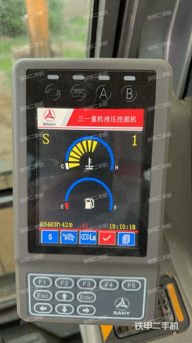 小時表(駕駛室部分) 小時表(駕駛室部分)