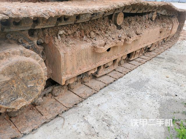 左导向轮（行走机构）