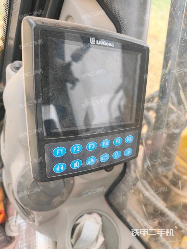 顯示屏?（駕駛室部分）