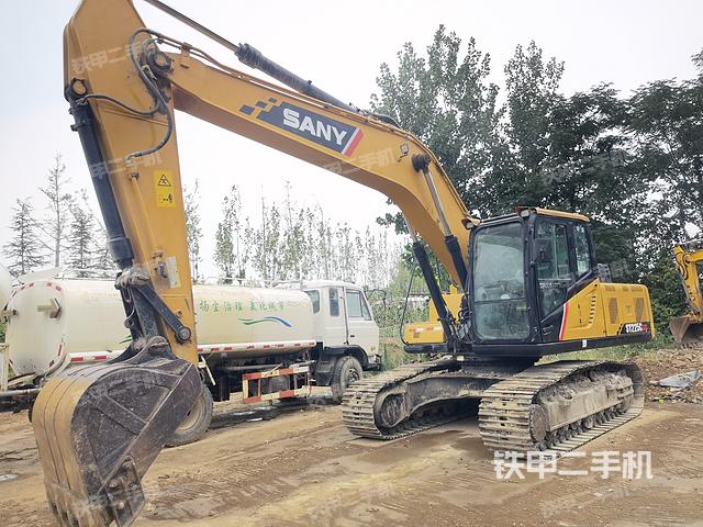 三一重工SY200C挖掘机