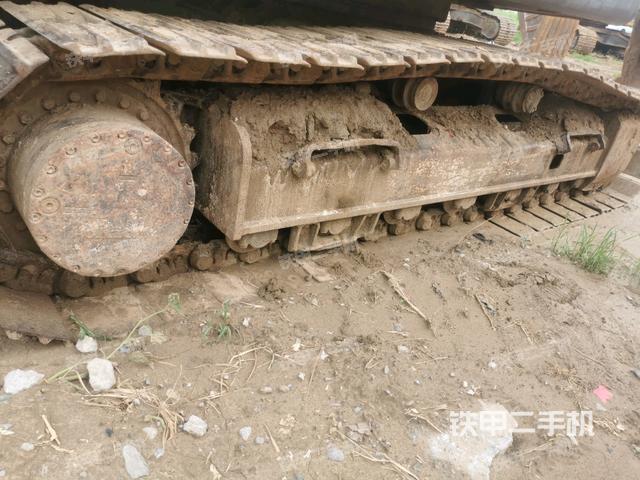 左側(cè)履帶整體?（行走機(jī)構(gòu)）