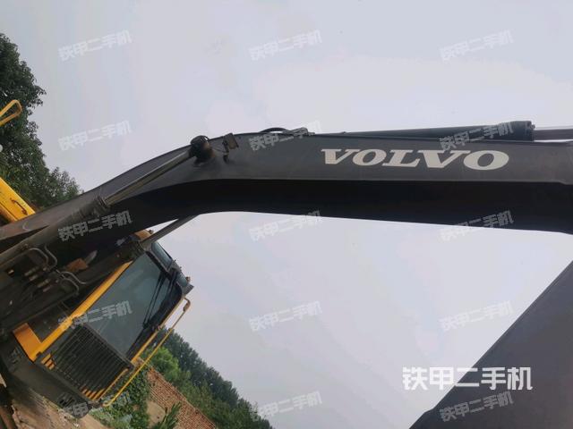 大臂整體?右側(cè)（工作和回轉(zhuǎn)裝置）