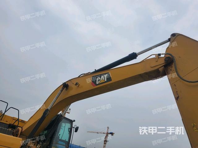 大臂整体 右侧（工作和回转装置）