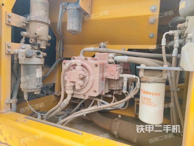 液壓泵斜45?左（大件艙室）