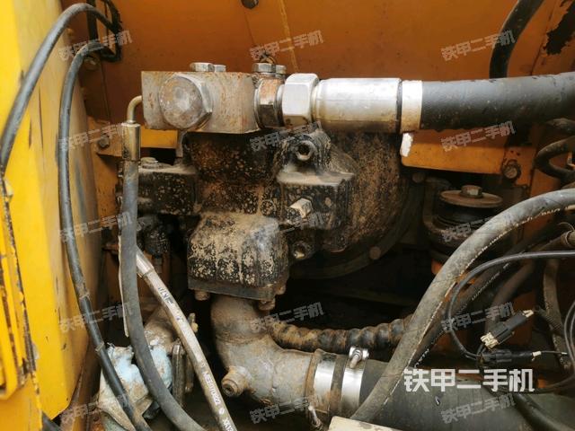 液壓泵室(大件艙室) 液壓泵室(大件艙室)