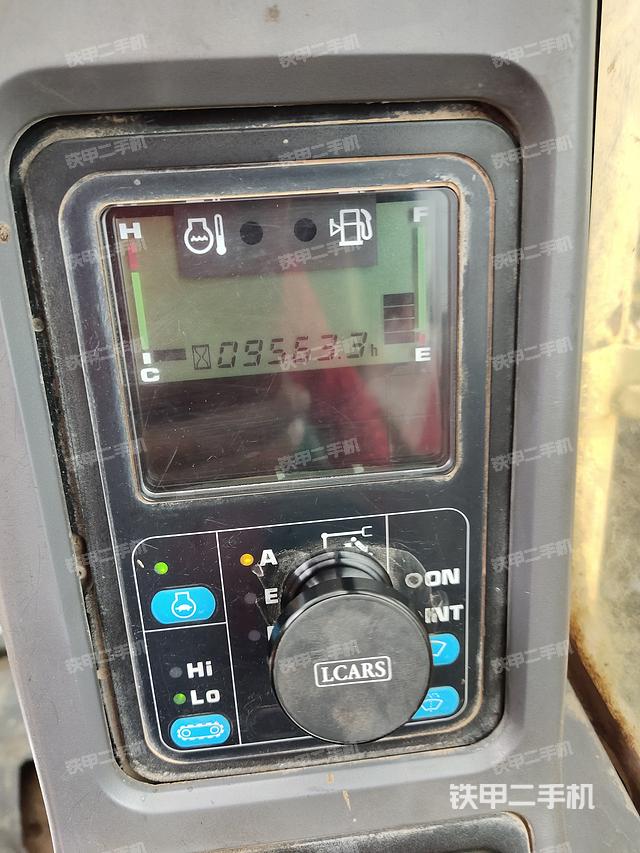 驾驶室整体（整机外观）