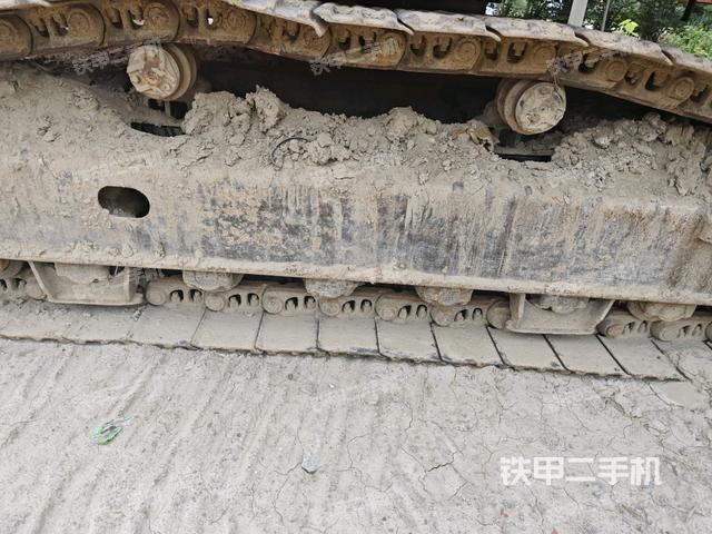 右側履帶整體（行走機構）