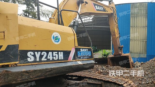 单侧履带整体（整机外观）