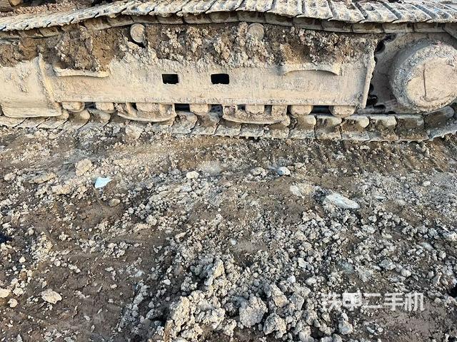 单侧履带整体（整机外观）