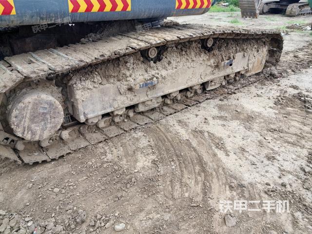 右侧履带整体（行走机构）