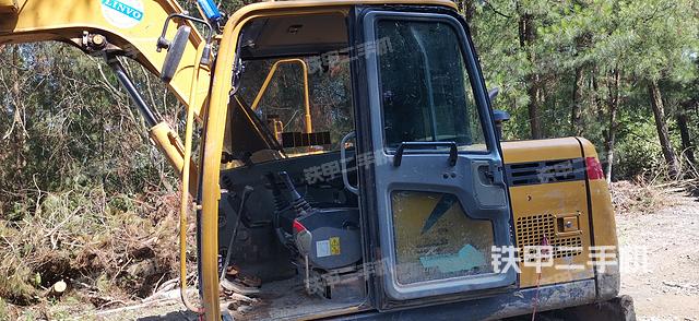 驾驶室整体（整机外观）