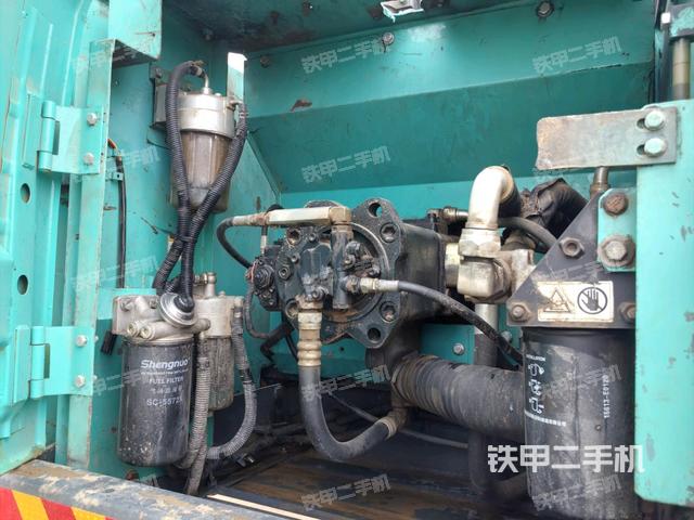 液压泵斜45 左（大件舱室）