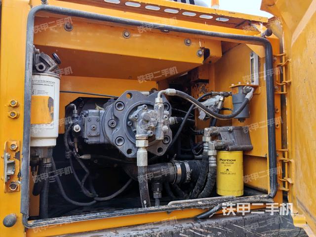 液壓泵室(大件艙室) 液壓泵室(大件艙室)