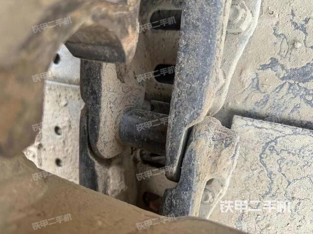 单侧履带整体（整机外观）