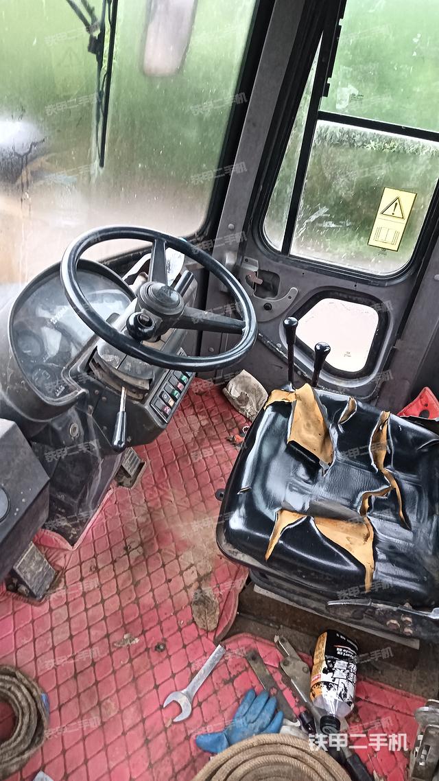 驾驶室操作台（整机外观及大件）