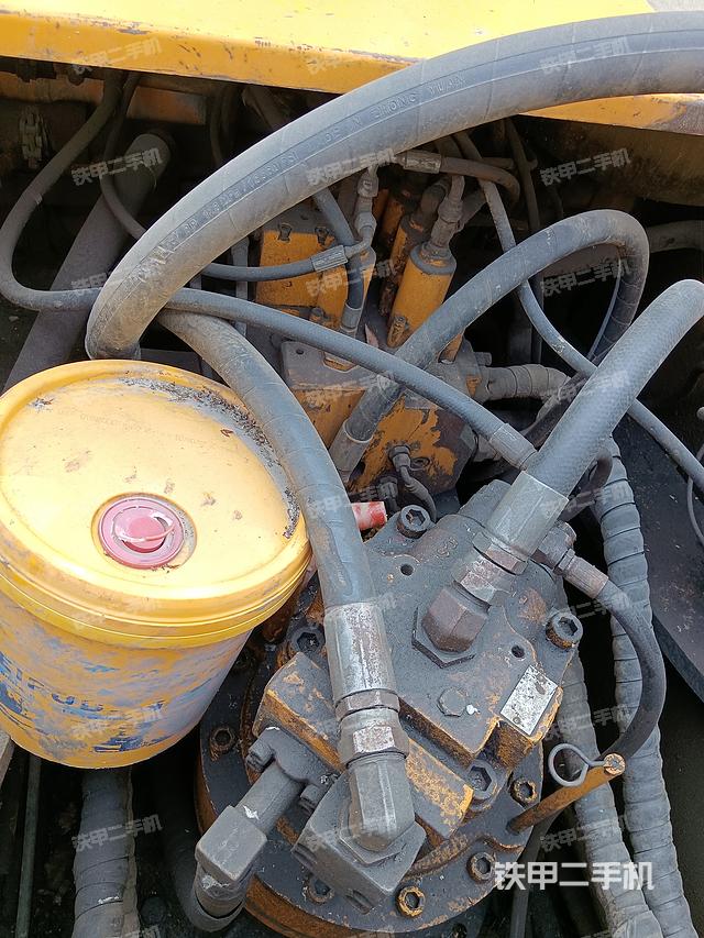 驾驶室整体（整机外观）