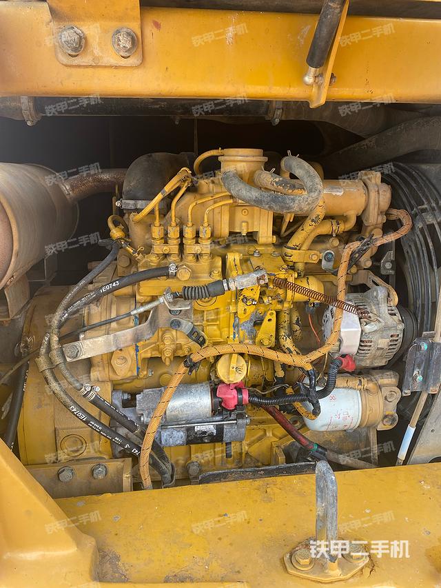 发动机整体俯视（整机外观）