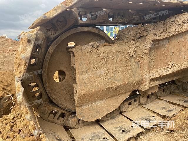 单侧履带整体（整机外观）