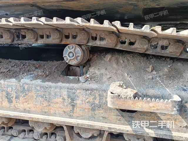 单侧履带整体（整机外观）