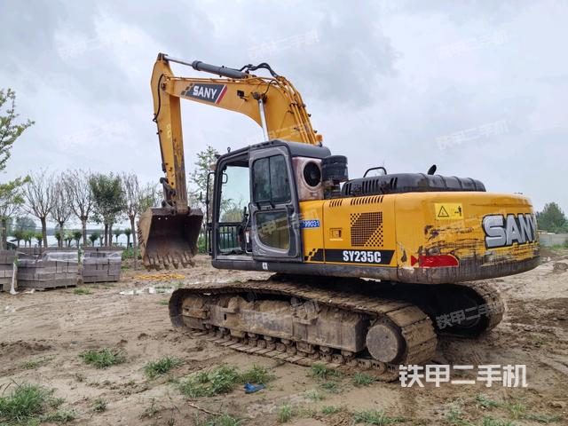 左后45(整機(jī)外觀) 左后45(整機(jī)外觀)