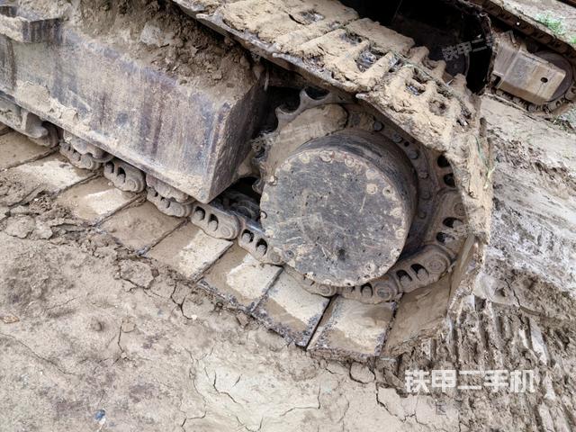 左驅(qū)動(dòng)輪(行走機(jī)構(gòu)) 左驅(qū)動(dòng)輪(行走機(jī)構(gòu))