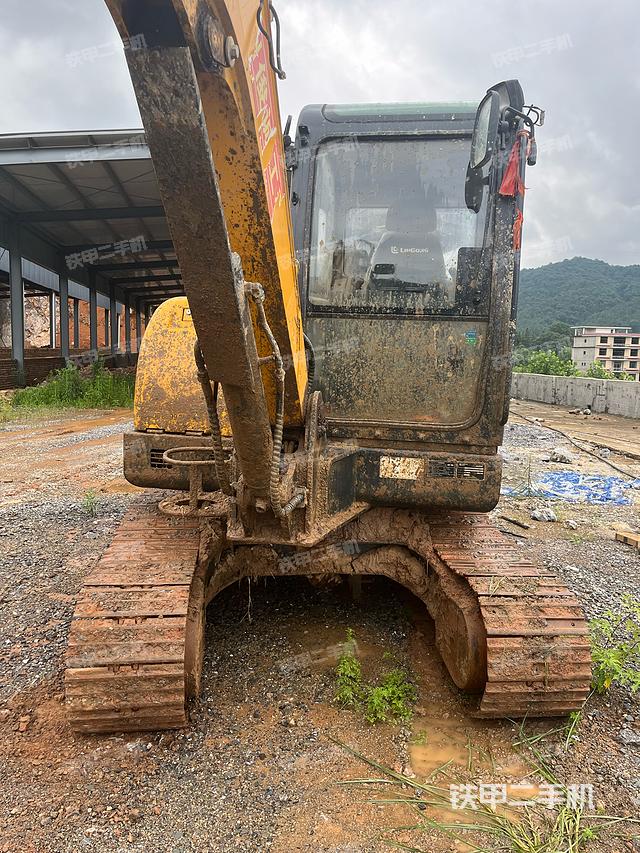 驾驶室整体（整机外观）