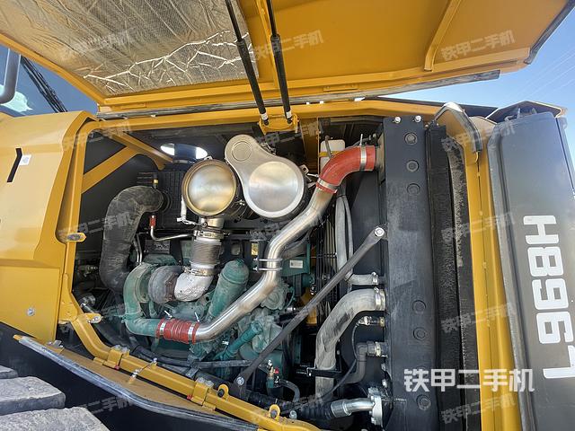 发动机左侧（整机外观及大件）