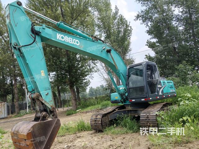 神鋼SK210LC-8挖掘機(jī)