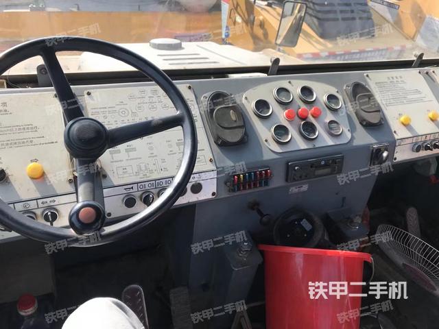 整机右后45°（设备外观及核心部件）