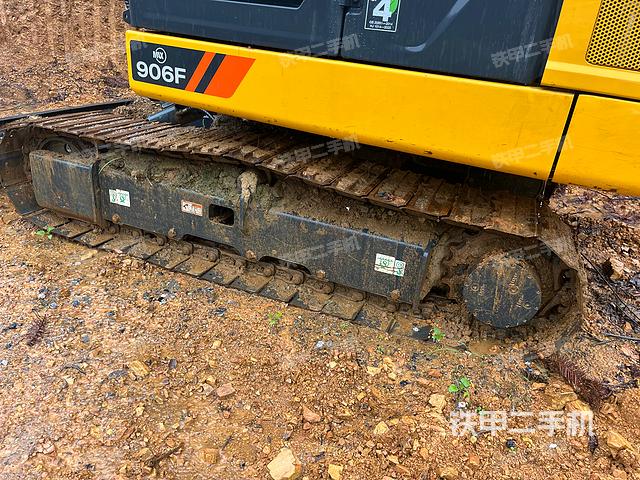 单侧履带整体（整机外观）