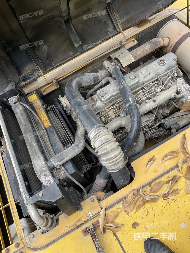 发动机整体俯视（整机外观）