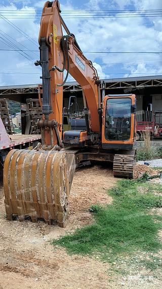 玉溪市出售 迪万伦 DX130-9C 挖掘机